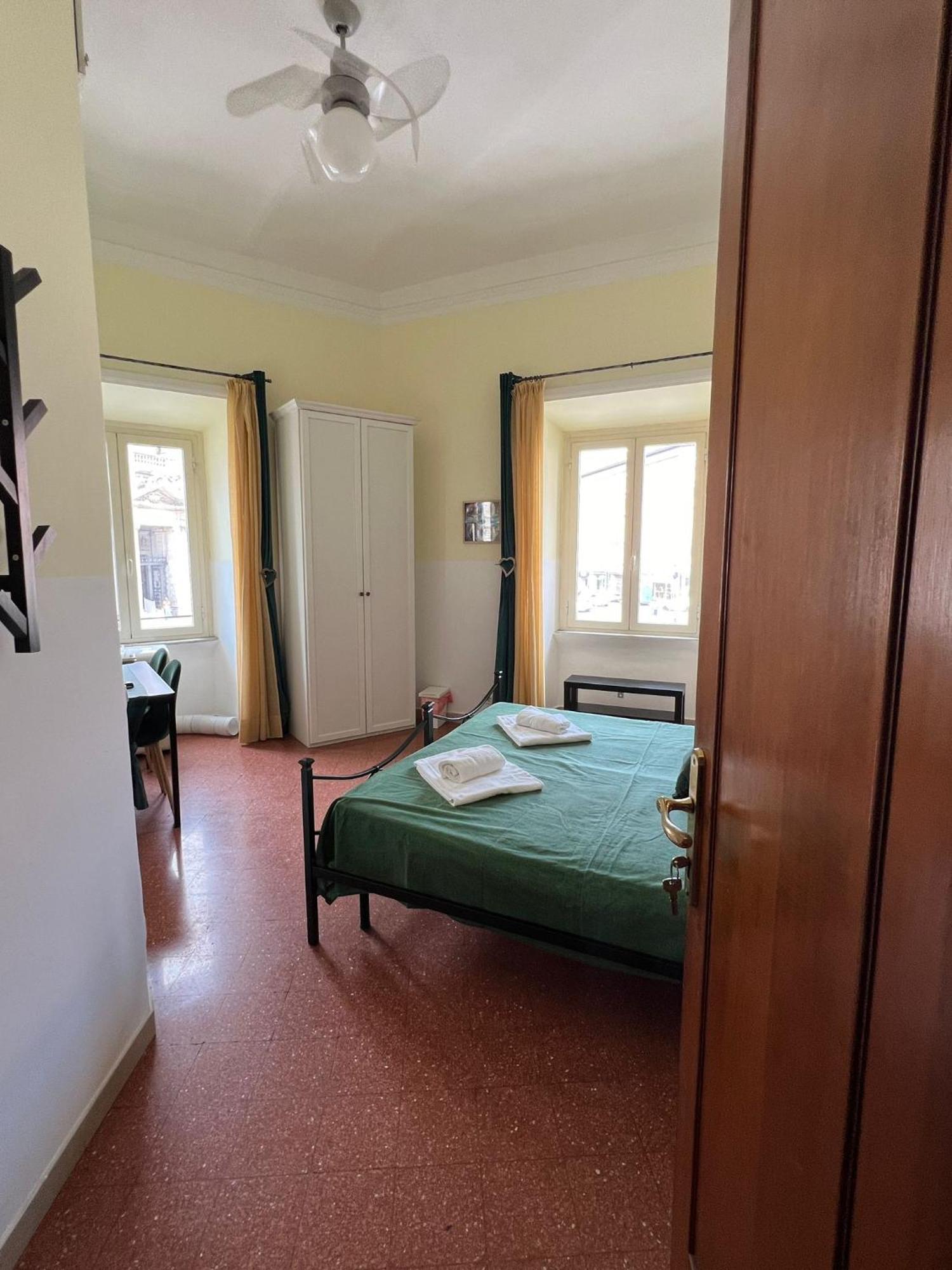 Glam Sm Maggiore Guest House Рим Екстериор снимка