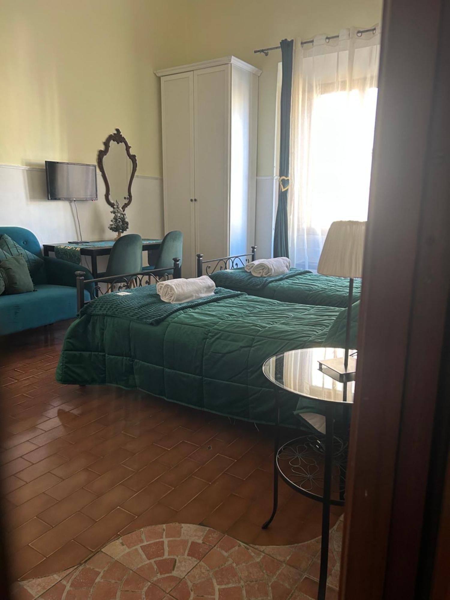 Glam Sm Maggiore Guest House Рим Екстериор снимка